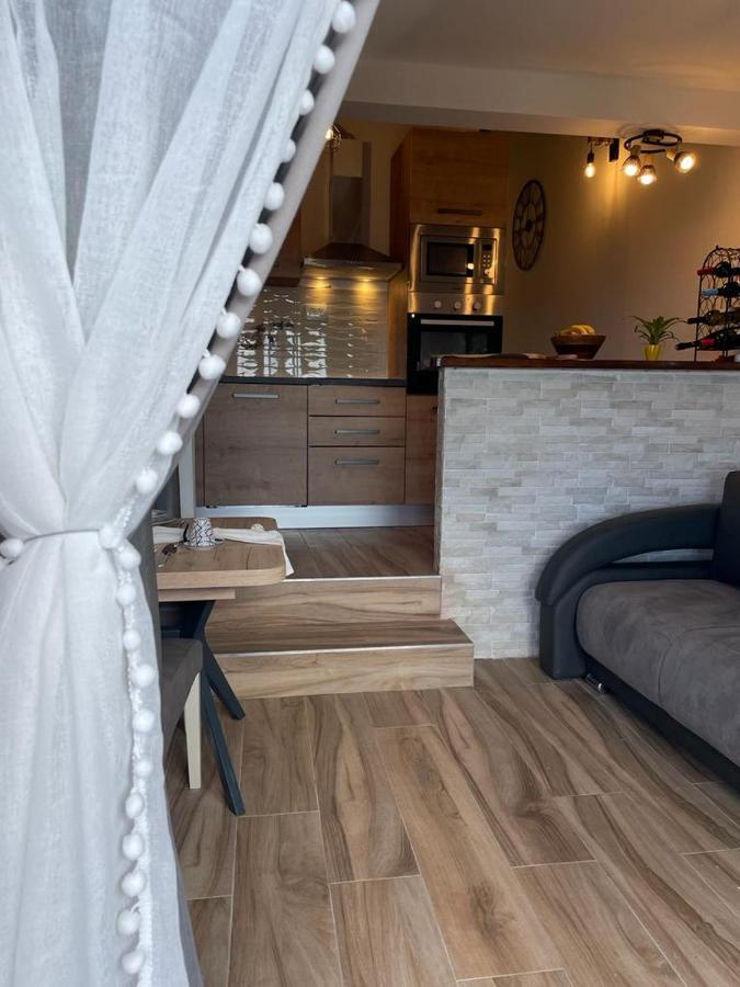 Apartamento Sea Sky Tučepi Exterior foto